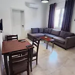 Luxury Aparthotel Golem Golem (Tirana)