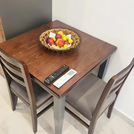 מלון דירות Luxury Aparthotel Golem