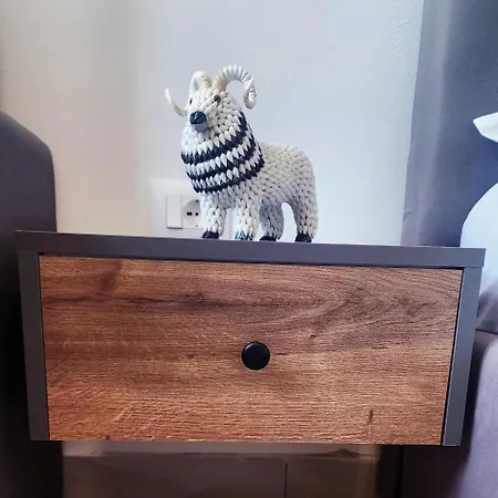 מלון דירות Luxury Aparthotel Golem 3*