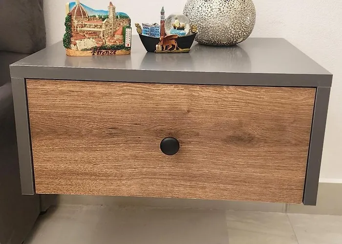 Luxury Aparthotel Golem מלון דירות 3*