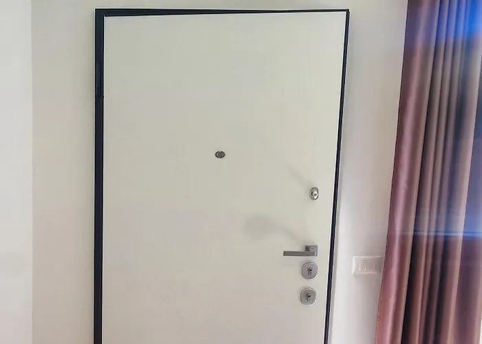 Luxury Aparthotel Golem 3*