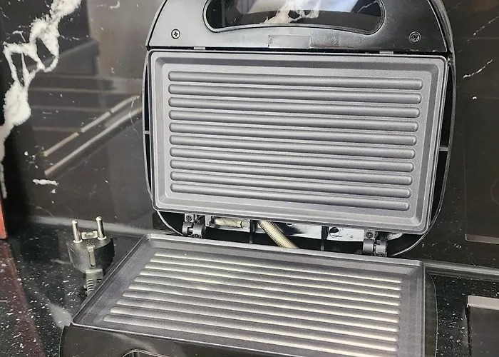 Luxury Aparthotel Golem מלון דירות