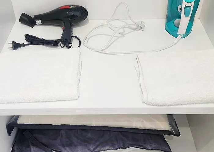 Luxury Aparthotel Golem מלון דירות 3*