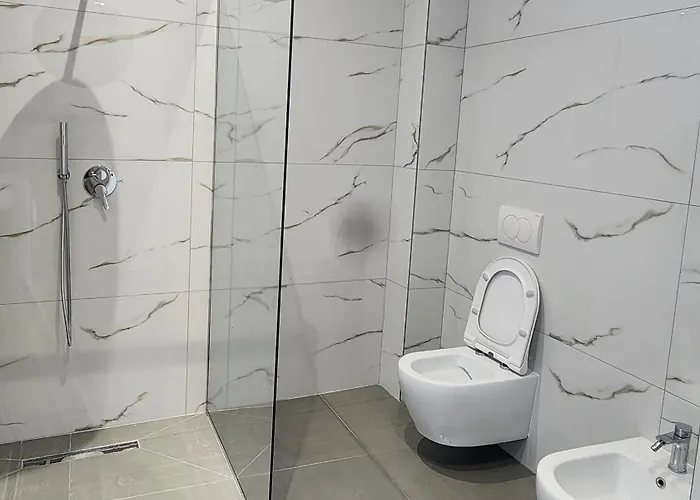 Luxury Aparthotel Golem