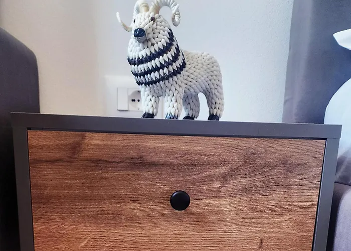 מלון דירות Luxury Aparthotel Golem 3*