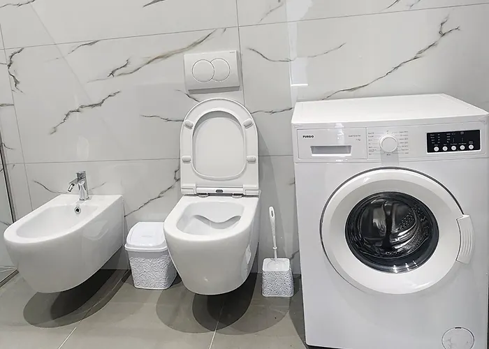 Luxury Aparthotel Golem מלון דירות גולם