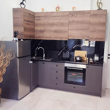 Luxury Aparthotel Golem