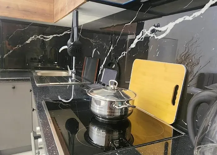 Aparthotel Luxury Aparthotel Golem 3*